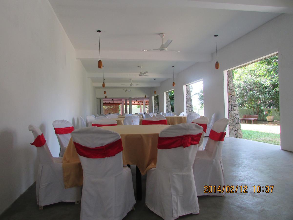 The Breeze Hotel Elpitiya  Exterior foto